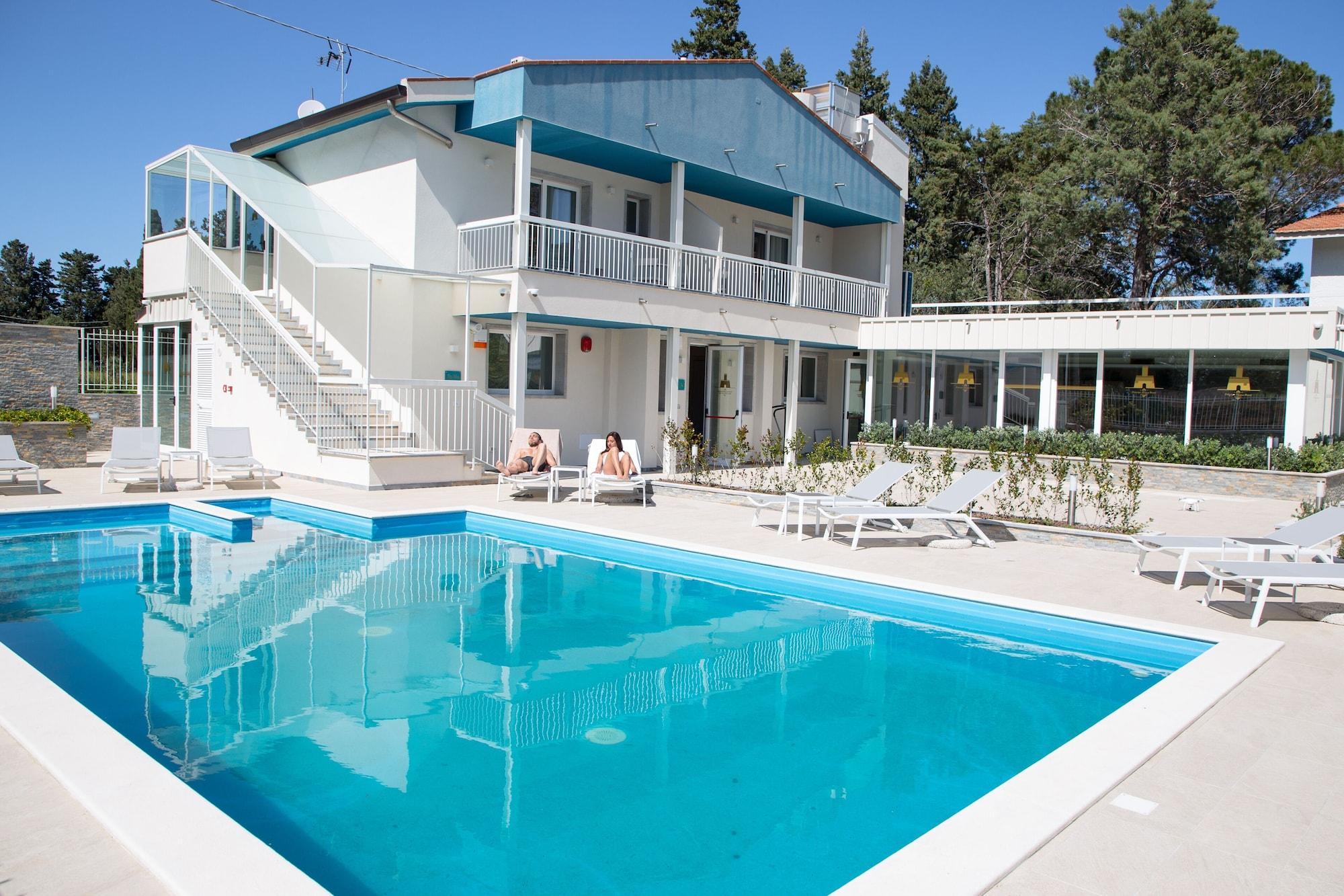 Principe Alogna Hotel & Spa Алтавила Миличиа Екстериор снимка