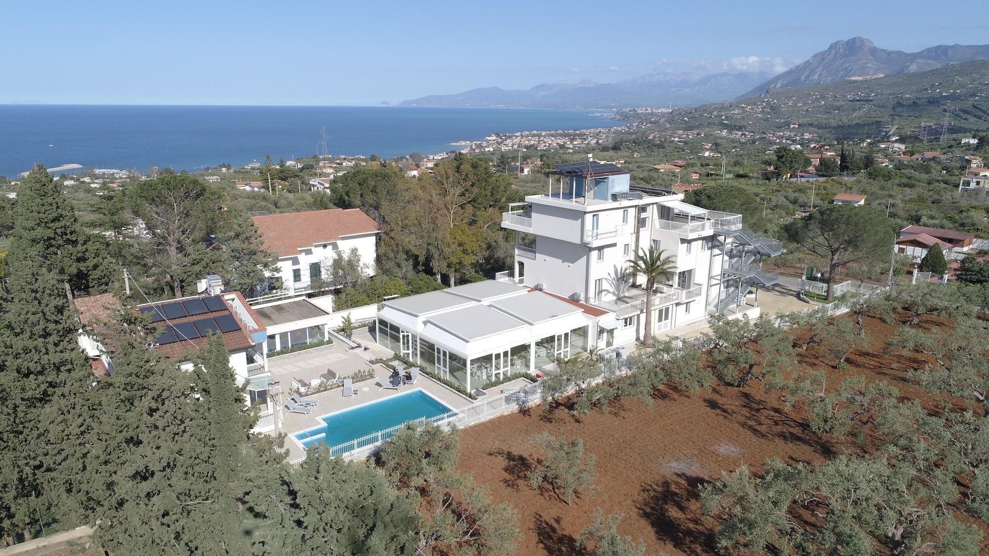 Principe Alogna Hotel & Spa Алтавила Миличиа Екстериор снимка